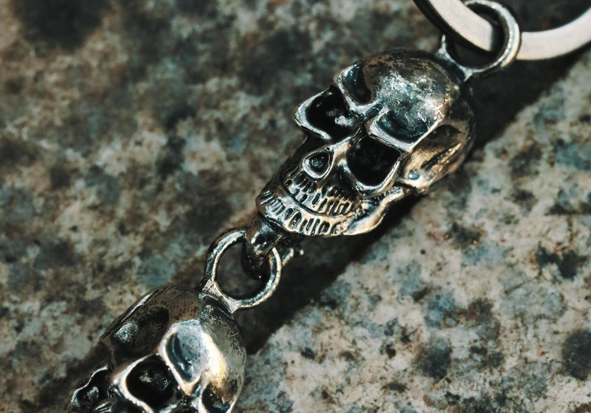 Punk_Skull_Pants_Chain_Keychain_Wallet_Chain_Gothic_Biker_Fashion_Accessories1
