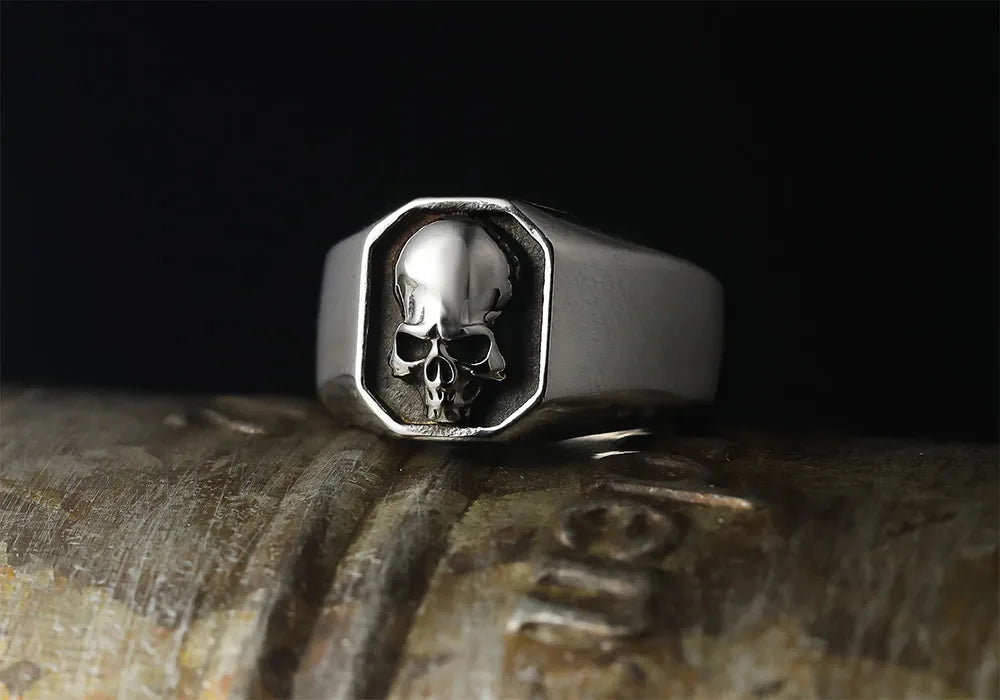 WOLFHA Retro Punk Gothic Simple Skull Ring