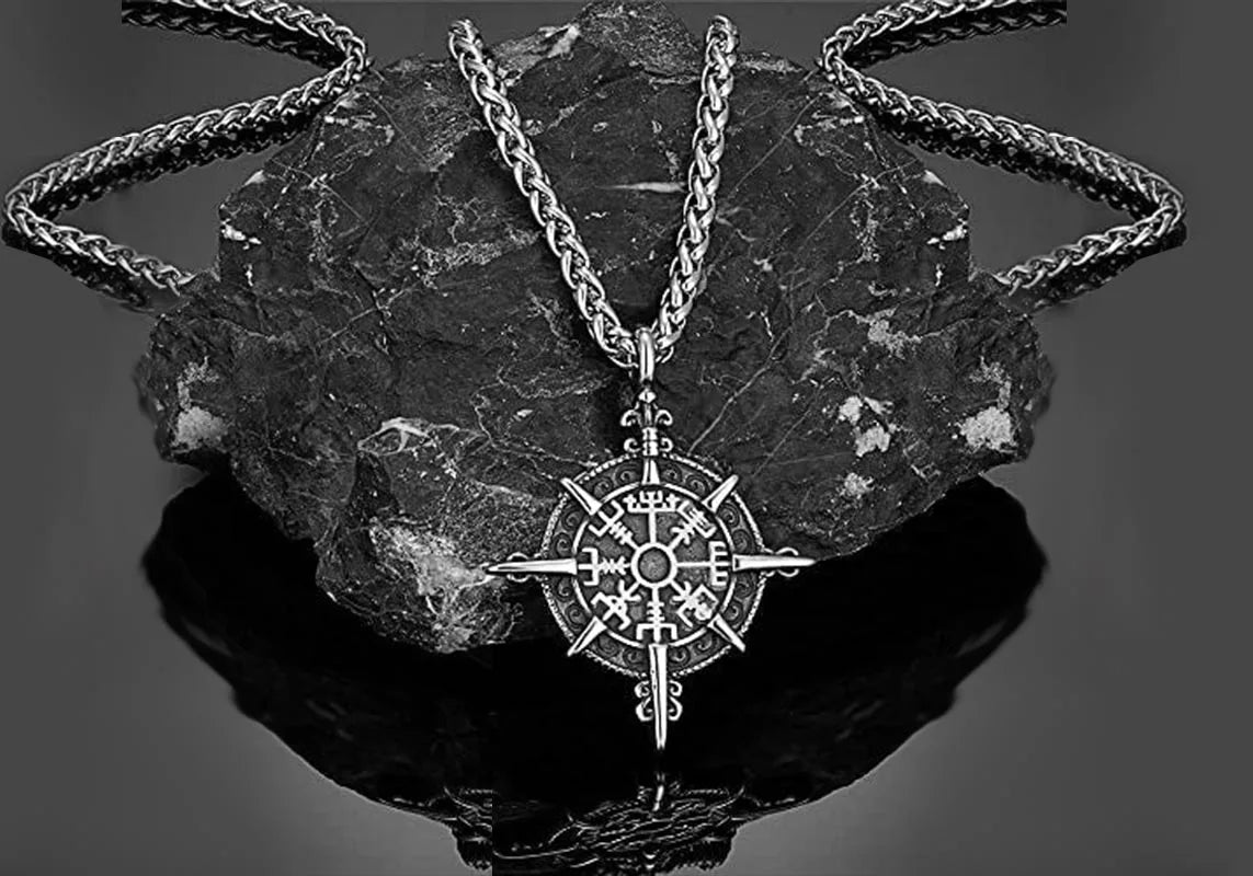 Retro_Viking_Compass_Stainless_Steel_Norse_Pendant