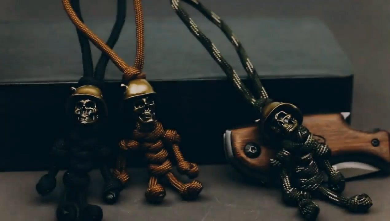 Wolfha_Jewelry_Vintage_Skull_Solider_Braided_Rope_Keychain_Pendant_Black_Brown