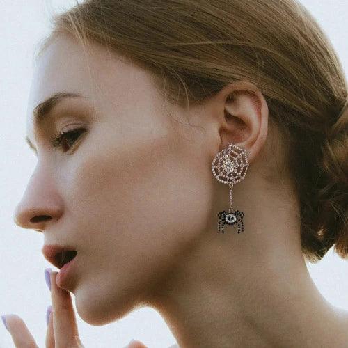 Wolfha Jewelry Halloween Diamond-encrusted Spider and Spider Web Vintage Earrings for Women 2