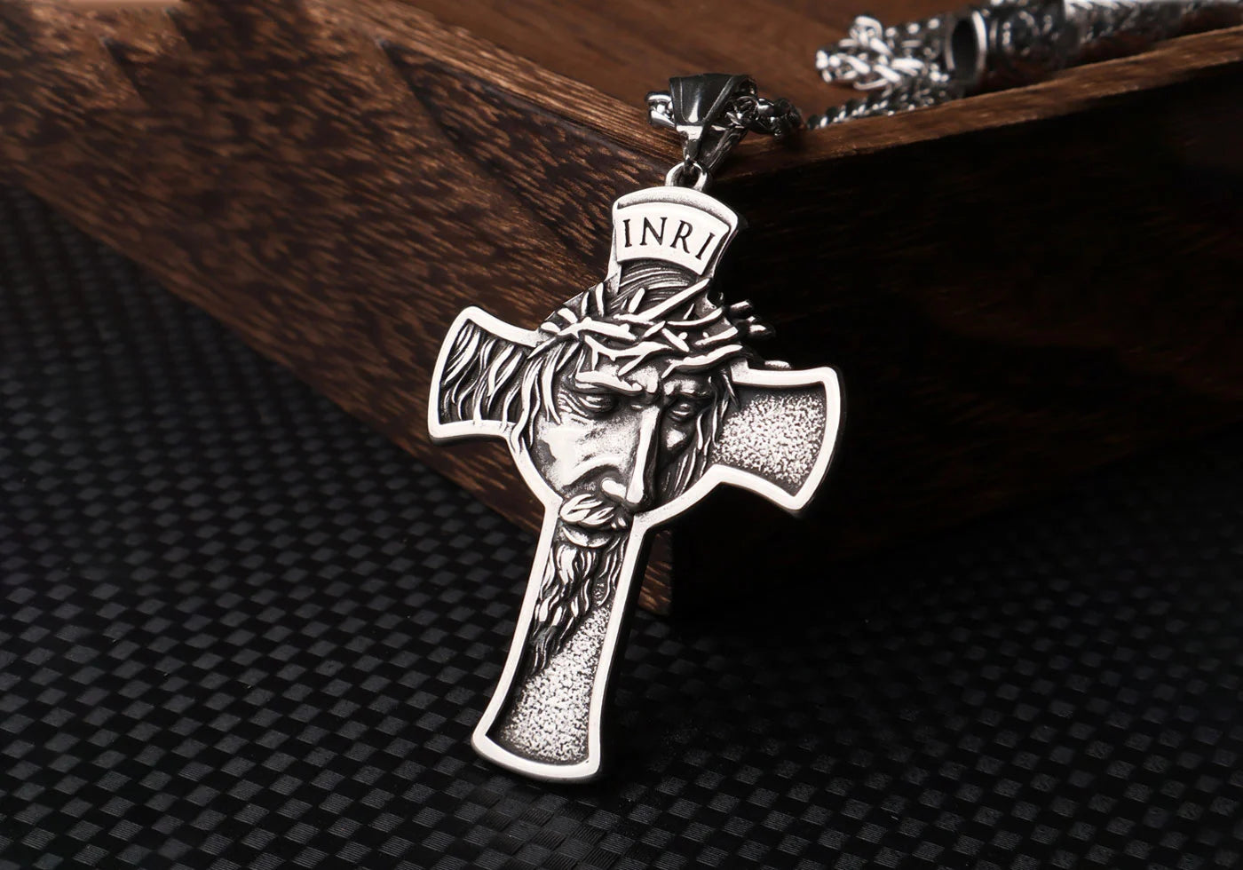 Jesus_Christ_Face_Crucifix_Cross_Stainless_Steel_Pendant
