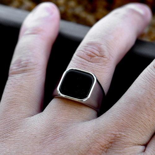 WOLFHA JEWELRY Black Square Stone Stainless Steel Ring 3