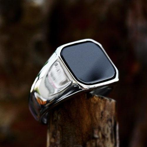 WOLFHA JEWELRY Black Square Stone Stainless Steel Ring 5